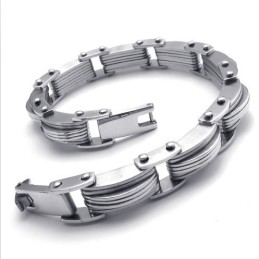 Gekonnte Verarbeitung Farbbrillanz Zuverlässige Qualität Titan Armband