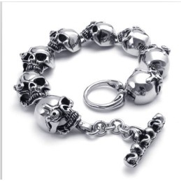 Ausgefeilte Technologie Farbbrillanz Hervorragende Qualität Titanarmband