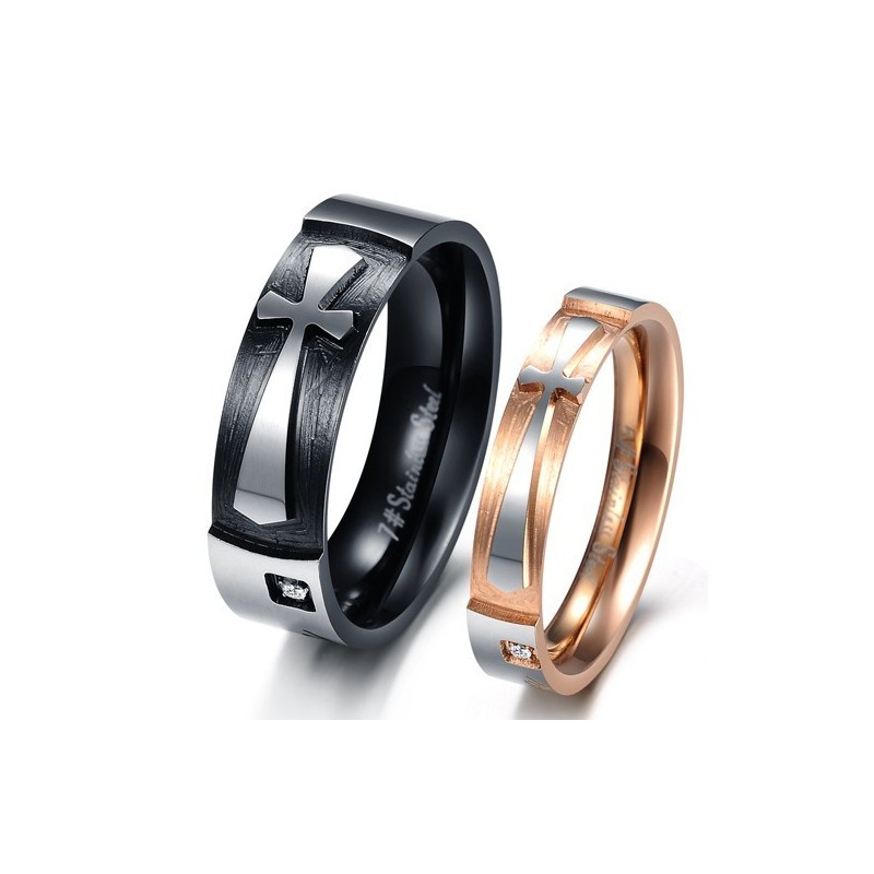 Stabiler Qualitätskreuz-Titanring Für Liebhaber