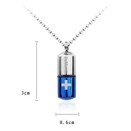 Blaue Halskette Mit Kreuzanhänger Aus Reinem Titan In metallisch grau