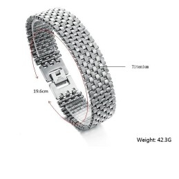 Hochwertiges Prägnantes Titanarmband Für Männer