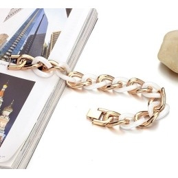 Zuverlässiges Performance-Armband Aus Titan Und Keramik