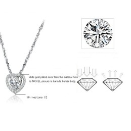 Zuverlässige Qualität Weibliche Sweetheart Platin Beschichtung Titan Halskette Mit Strass