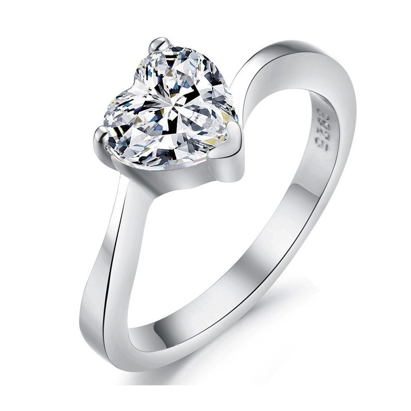 Die Königin Der Qualität Weibliche Sweetheart Platinierter Titanring Mit Strass Die Königin Der Qualität Weibliche Sweetheart Platinierter Titanring Mit Strass