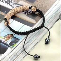 Hochwertiges Damenarmband In Kugelform Mit