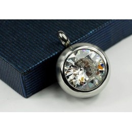 Modischer Titan-Anhänger Mit Diamant – Kostenlose Kette