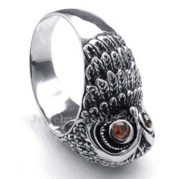 Titan-Eulenring Mit Roten Zirkonaugen