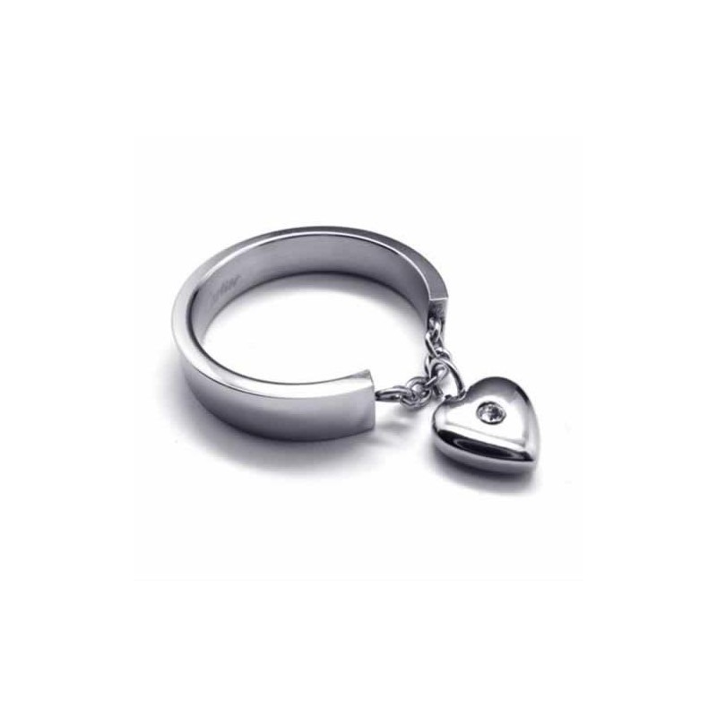 Diamantbesetzter 5-Mm-Herzring Aus Titan Diamantbesetzter 5-Mm-Herzring Aus Titan