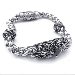 Herrenarmband Aus Titanguss Mit Schwarzen Diamanten
