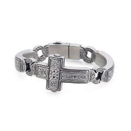Schickes Herrenarmband Aus Titan Mit Gebogenem Kreuz