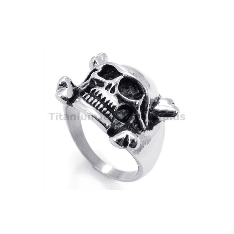 Titanring Mit Totenkopf