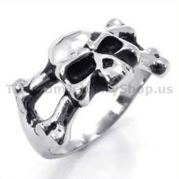 Titanring Mit Totenkopf