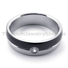Schwarzer Titanring Mit Diamant