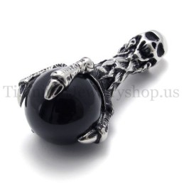 Totenkopf Mit Schwarzem Edelstein, Anhänger Aus Reinem Titan