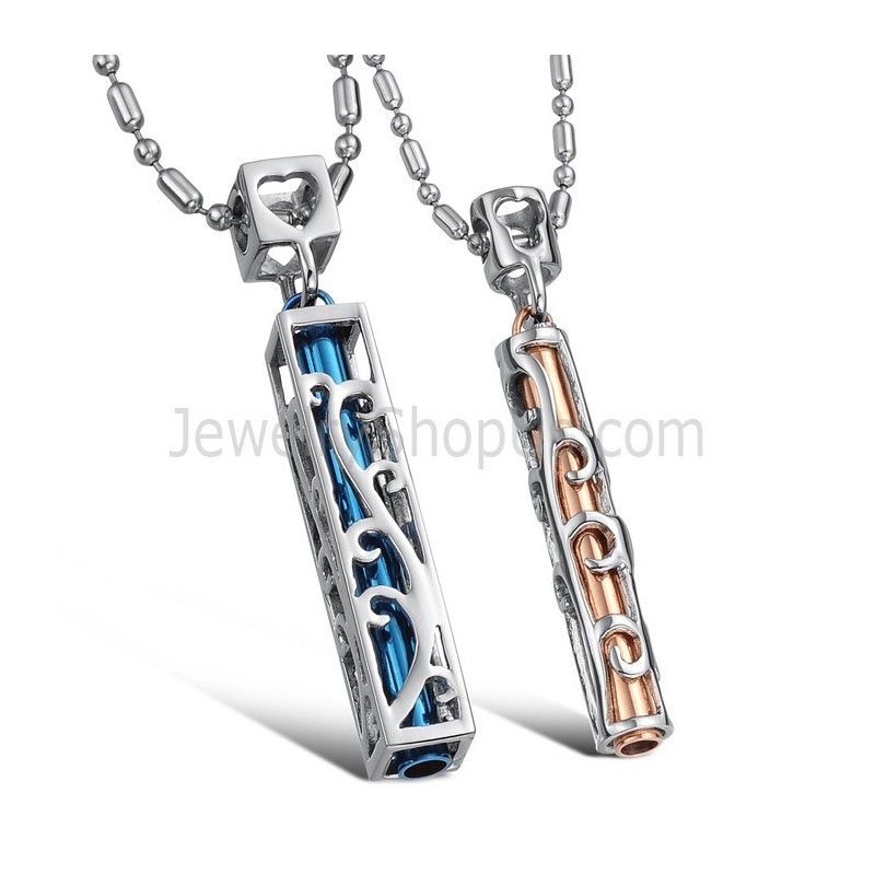 Hohle Anhänger Für Liebhaber Aus Titanblau Und Roségold Mit Kostenlosen Ketten C609 Hohle Anhänger Für Liebhaber Aus Titanblau Und Roségold Mit Kostenlosen Ketten C609