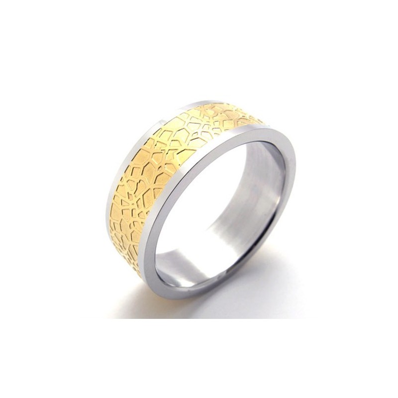 Gold-Titan-Ring
