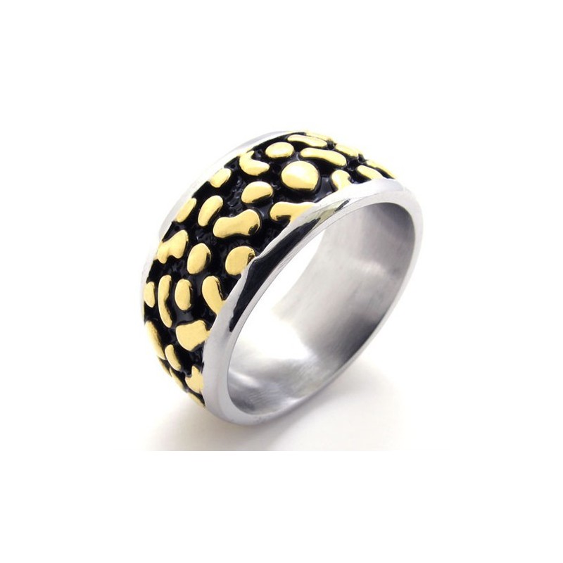 Goldener Vintage-Ring Aus Titan Goldener Vintage-Ring Aus Titan