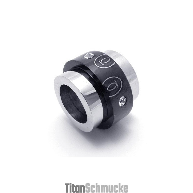 Halskette Mit Anhänger Aus Schwarzem Und Silbernem Titan Mit Ringen (Neu) Halskette Mit Anhänger Aus Schwarzem Und Silbernem Titan Mit Ringen (Neu)
